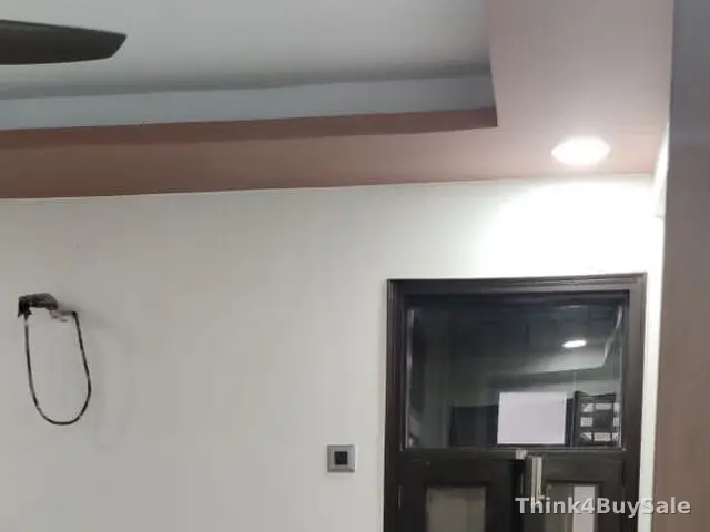1,100 sq.ft Showroom for Sale in Indirapuram, Ghaziabad — photo 8