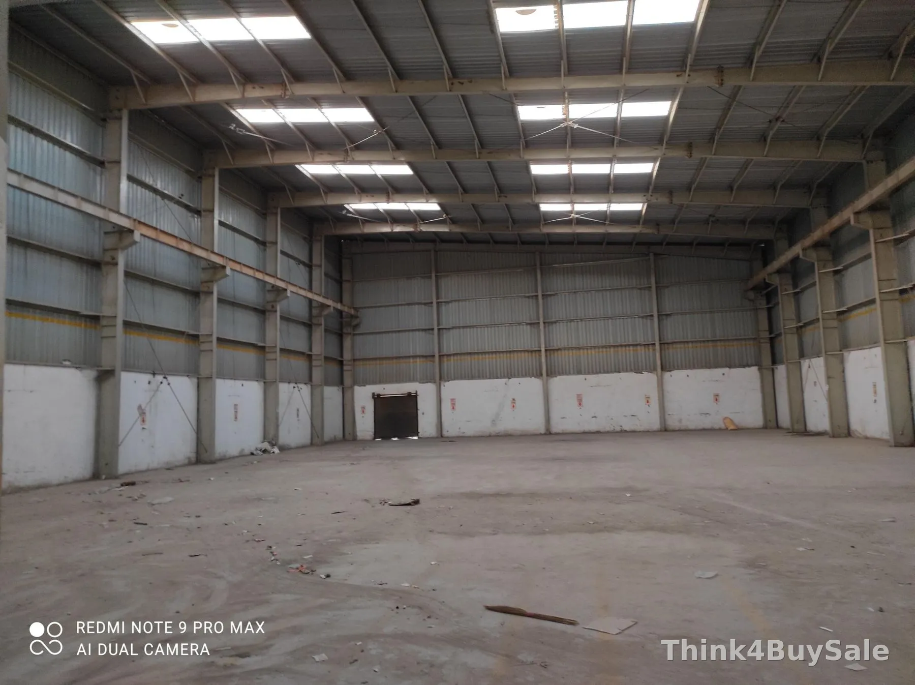20,000 sq.ft Warehouse for Rent in Sector 63, Noida