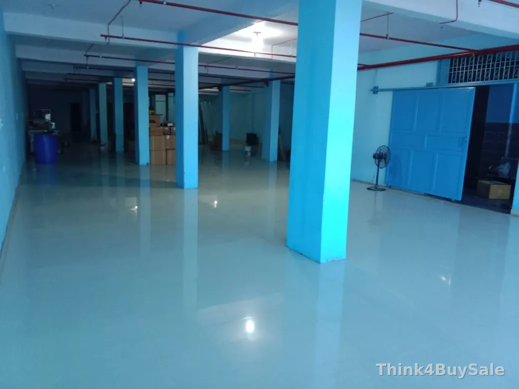 2,000 sq.m Factory for Rent in Sector 8, Noida