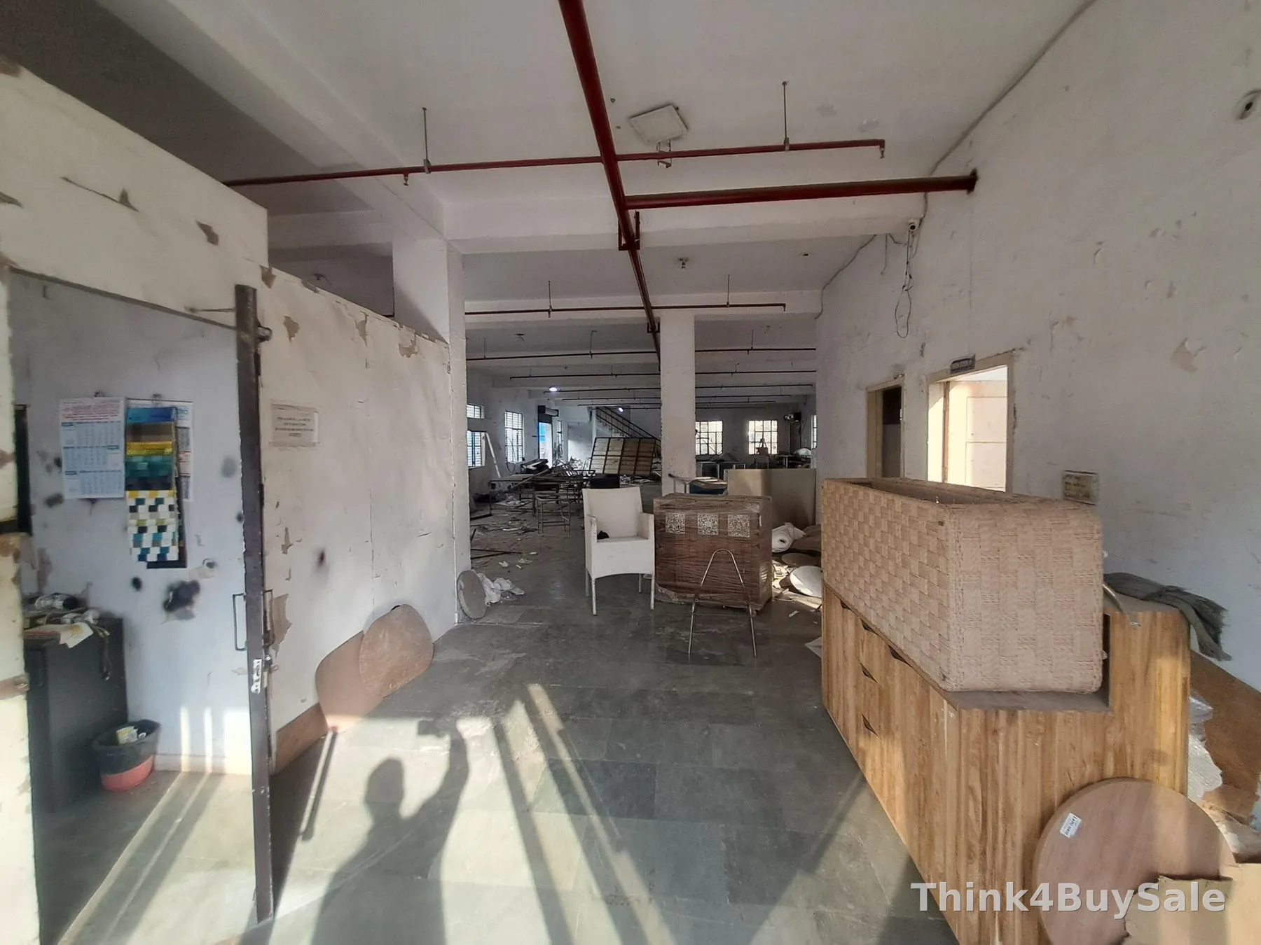 2,700 sq.ft Warehouse for Rent in Sector 63, Noida