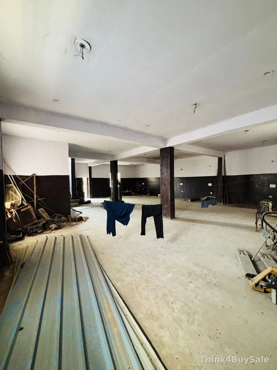 300 sq.m Factory for Rent in Sector 7, Noida