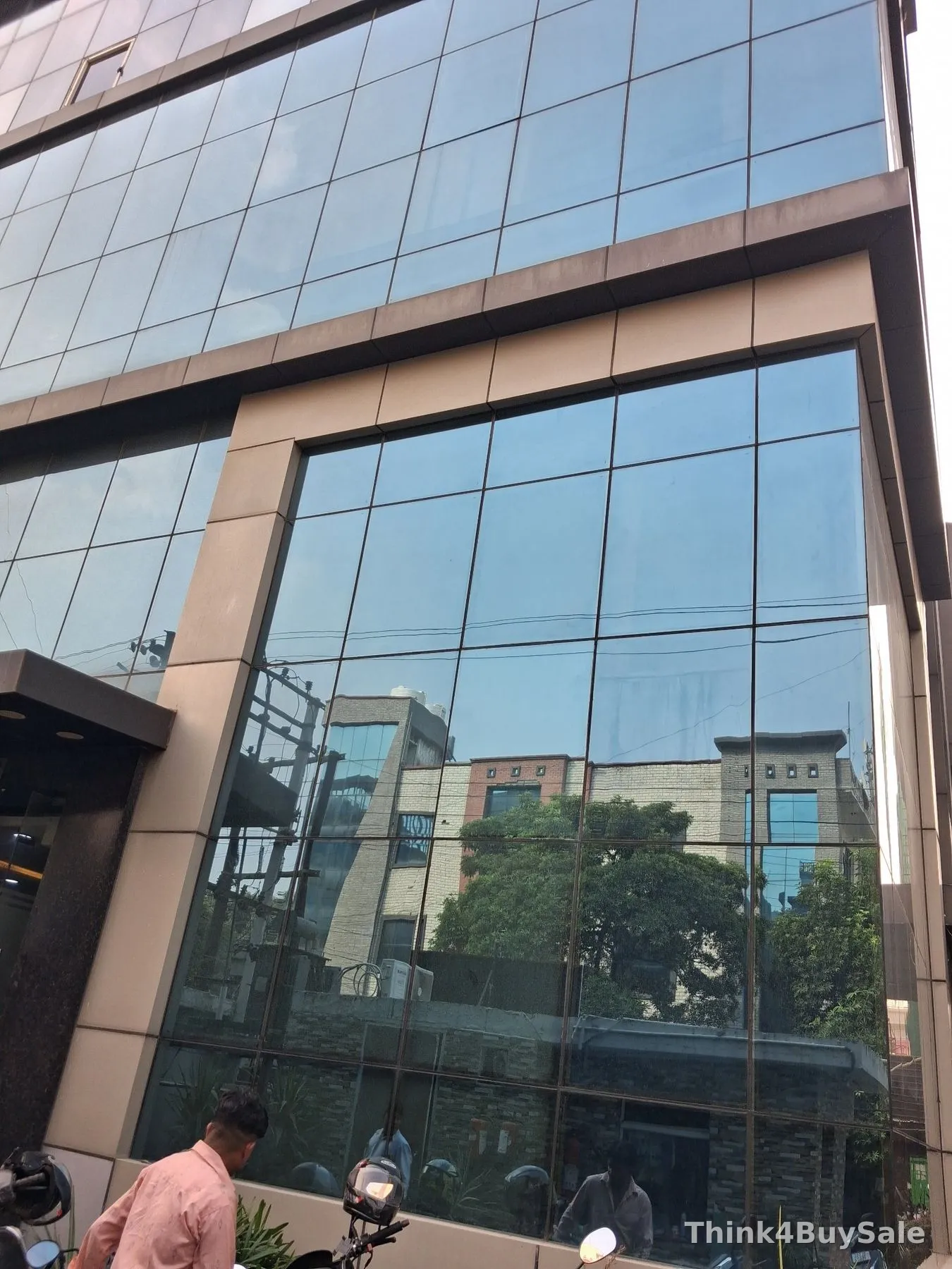 600 sq.ft Office Space for Rent in Sector 63, Noida