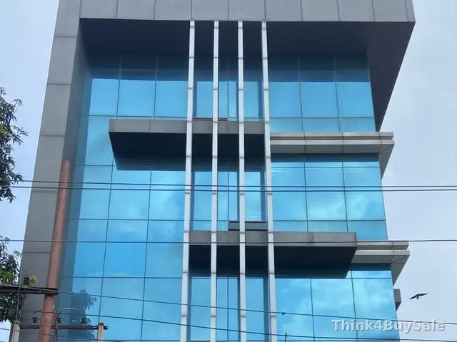 450 sq.m Factory for Rent in Sector 67, Noida