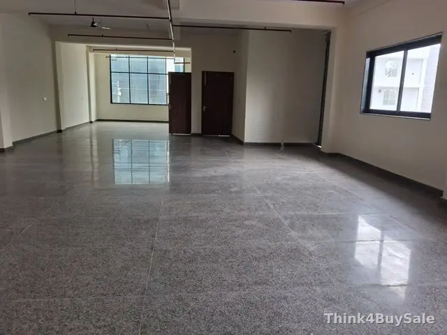 1,000 sq.m Factory for Rent in Sector 63, Noida