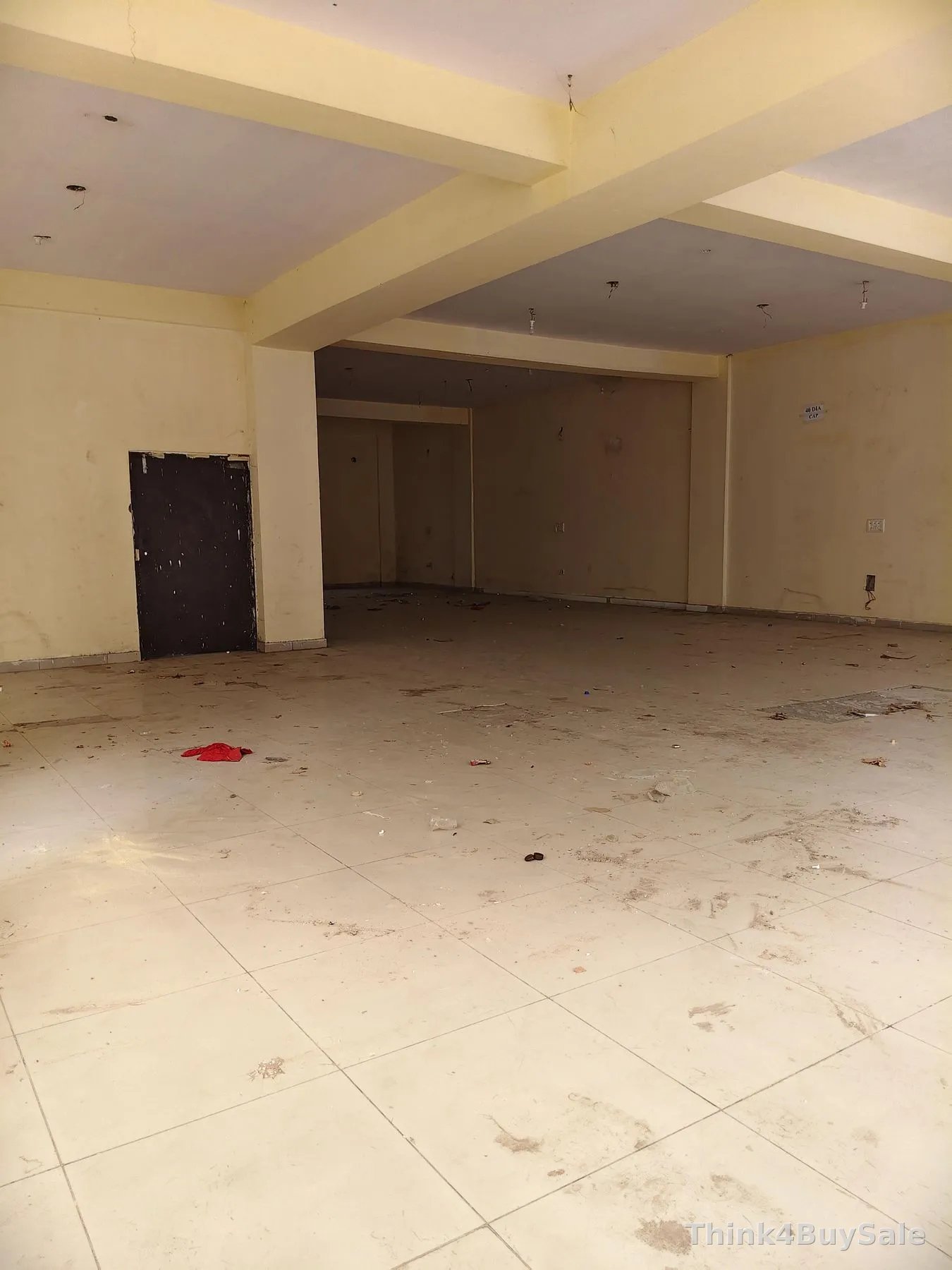 2,350 sq.ft Warehouse for Rent in Sector 63, Noida