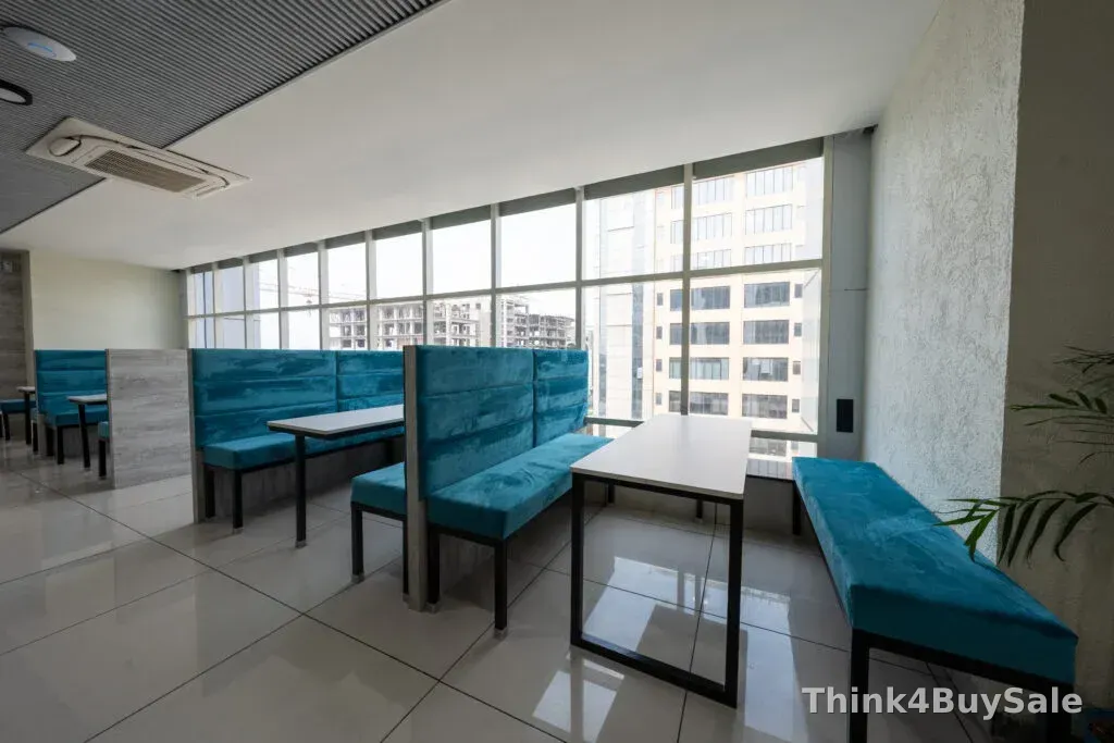 21,527 sq.ft Office Space for Rent in Noida-Greater Noida Expressway, Noida