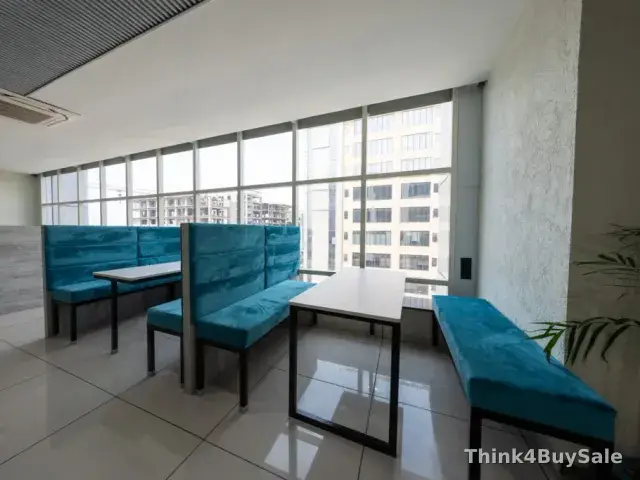 21,527 sq.ft Office Space for Rent in Noida-Greater Noida Expressway, Noida