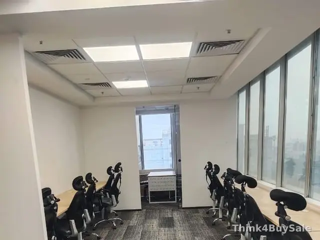 300 sq.ft Office Space for Sale in Bhutani Alpathum, Noida Expressway, Noida — photo 4