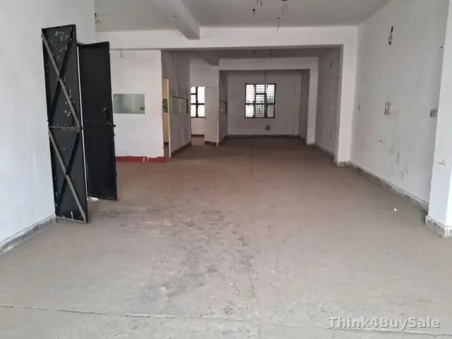 2,500 sq.ft Showroom for Sale in Ambedkar Road, Ghaziabad