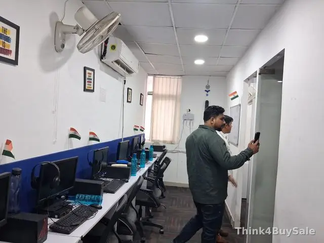 850 sq.ft Office Space for Rent in Sector 62, Noida — photo 3